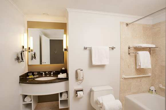 Intercontinental-CLE