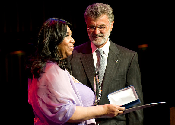 Aretha and Mayor Jackson